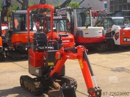 BOBCAT E 10 * 2x Löffel * * Verstellfahrwerk *