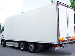 DAF XF 450 6x2 / KRONE 20 EPAL refrigerator