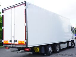 DAF XF 450 6x2 / KRONE 20 EPAL refrigerator