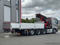 VOLVO FH 500 8x4 Pritsche mit Fassi F905R.2.7 + JIB
