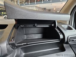 OPEL COMBO-E Cargo 100kW 50-kWh 2-Schiebetüren