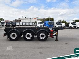 SCHWARZMÜLLER Tank - Containerchassis ADR ALU Liftachse