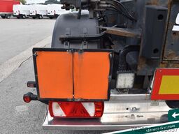 SCHWARZMÜLLER Tank - Containerchassis ADR ALU Liftachse