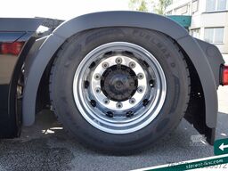 MAN TGX 18.520 Low Deck D30 Retarder Standkl. MIETE