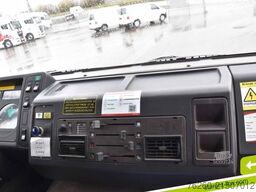 STEYR 13S23 4x4 Feuerwehrauto, 2.000 Liter Wassertank