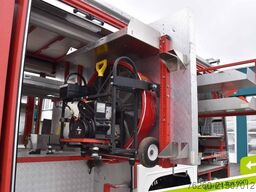 STEYR 13S23 4x4 Feuerwehrauto, 2.000 Liter Wassertank