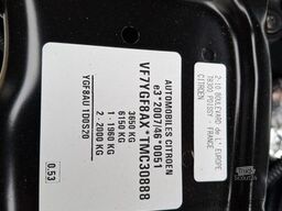 CARADO T 338s 5Sitz und Schlafplätze /..