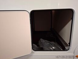 CARADO T 338s 5Sitz und Schlafplätze /..