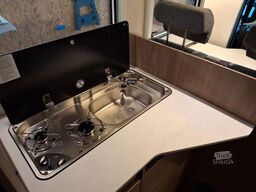 CARADO T 338s 5Sitz und Schlafplätze /..