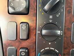 MERCEDES-BENZ MB Atego 818/Pop-Out/Klima/Dusche/2-3Pferde/TOP!