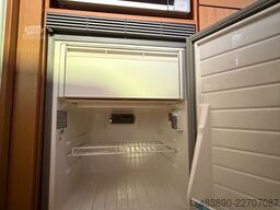 MERCEDES-BENZ MB Atego 818/Pop-Out/Klima/Dusche/2-3Pferde/TOP!