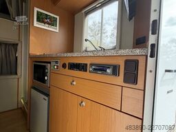 MERCEDES-BENZ MB Atego 818/Pop-Out/Klima/Dusche/2-3Pferde/TOP!