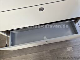 BÜRSTNER Premio 490 TS Queensbett - Nr. 65 (4)
