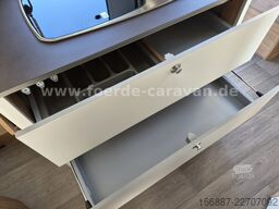 BÜRSTNER Premio 490 TS Queensbett - Nr. 65 (4)