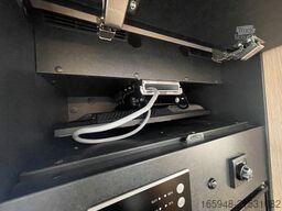 SUNLIGHT I 68 ADVENTURE EDITION |TV, Solar und weiteres!