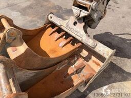 Liebherr A912 COMPACT
