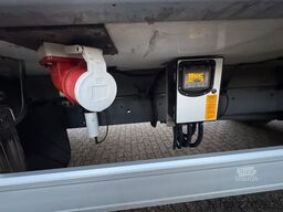 DAF LF 16.260 Tiefkühlkoffer mit Ladebordwand