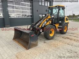 JCB 409 BJ. 2024 ca. 380 Bh