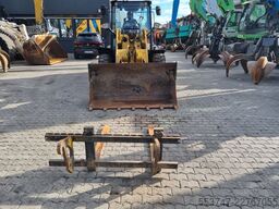 Caterpillar 906H