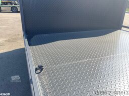 DAF LF 180 Euro 6 Autotransporter met oprijplaten J...