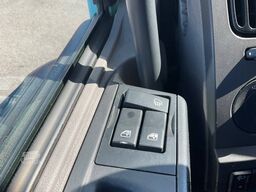 DAF LF 180 Euro 6 Autotransporter met oprijplaten J...