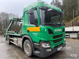 Scania P360 lift dumper with rotator and remote control