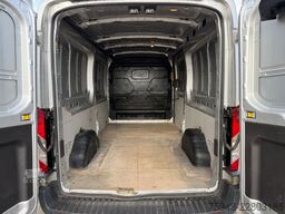 FORD .3xSitze.TÜV04/2028