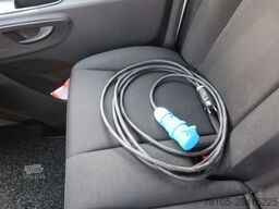 Mercedes-Benz 317 CDI 317 CDI L3/H2 Koel/Vries Automaat