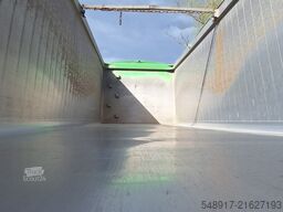 Schmitz Cargobull SKI24