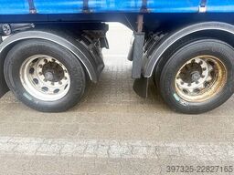 Kel-Berg 2 axle Curtainsider / Planenauflieger
