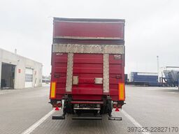Kel-Berg 2 axle Curtainsider / Planenauflieger