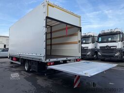 MITSUBISHI FusoCanter 7C18/Automatik/Neuwertig-7TKM/Abstand