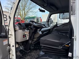 MITSUBISHI FusoCanter 7C18/Automatik/Neuwertig-7TKM/Abstand