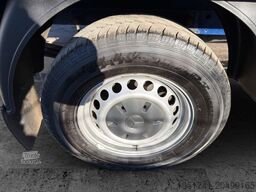 MERCEDES-BENZ Sprinter 317 CDI Koffer 2,40m Hoch 9G-Tronic MBU
