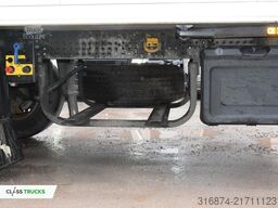 SCHMITZ CARGOBULL SKO FP 60 ThermoKing SLXi 300