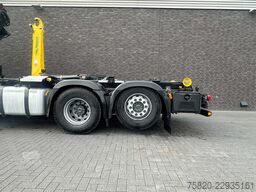 Mercedes-Benz Arocs 2643 6X2 HAAKARM+PALFINGER PK 22002 +PJ 0...