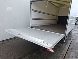 FUSO Canter 7C18 3-Sitzer Klima Ladebordwand