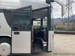 Setra S328