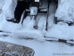 Yanmar VIO57-U excavator with rototilt and 3 buckets