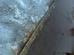 Volvo L70 Wheel Loader with Folding Wing Bucket, Pallet