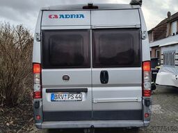 ADRIA Twin 600 AHK, TV +Satanlage  116KW Kundenauftrag