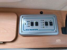 ADRIA Twin 600 AHK, TV +Satanlage  116KW Kundenauftrag