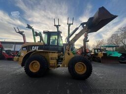 CATERPILLAR CAT 930 g