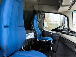 VOLVO FH 500 2-L HY ADR GLOBETROTTER