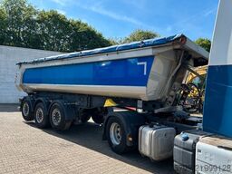 SCHMITZ CARGOBULL Kippauflieger mit 3 Achsen + 2x Liftachsen