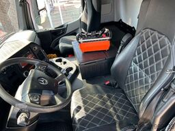 MERCEDES-BENZ 2543 Meiller Abroller +MKG HLK76A2 Kran +Greifer