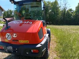 KUBOTA R070