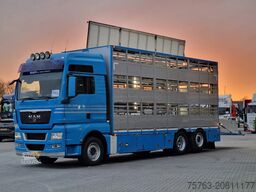 MAN TGX 26.440 6x2*4 - 3 deck Livestock - Water & V...
