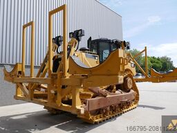Caterpillar D8T Pipe carrier