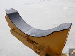 Caterpillar D8T Pipe carrier